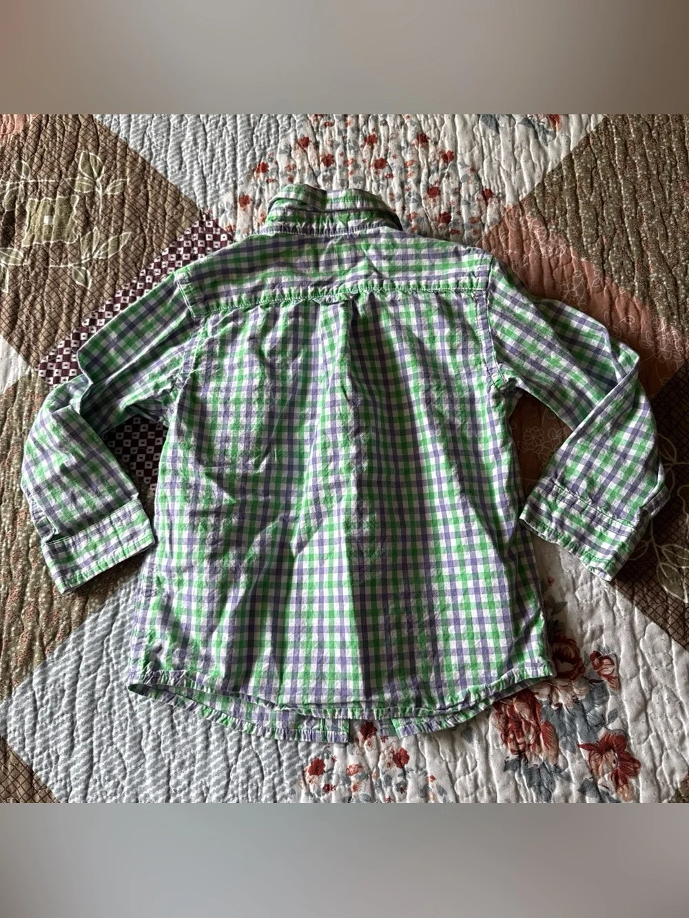 The children’s place Boys Green & Purple Plaid Button-Up Shirt size 3T